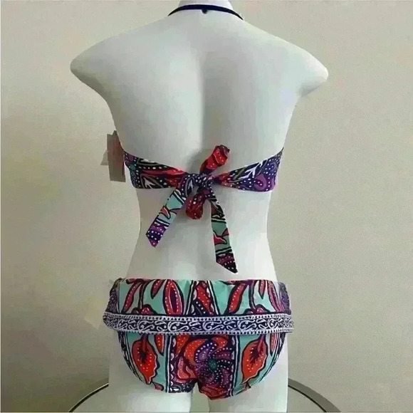 Trina Turk Two Piece Swimsuit Sz 6 worn once! Sample sale - Picture 2 of 4